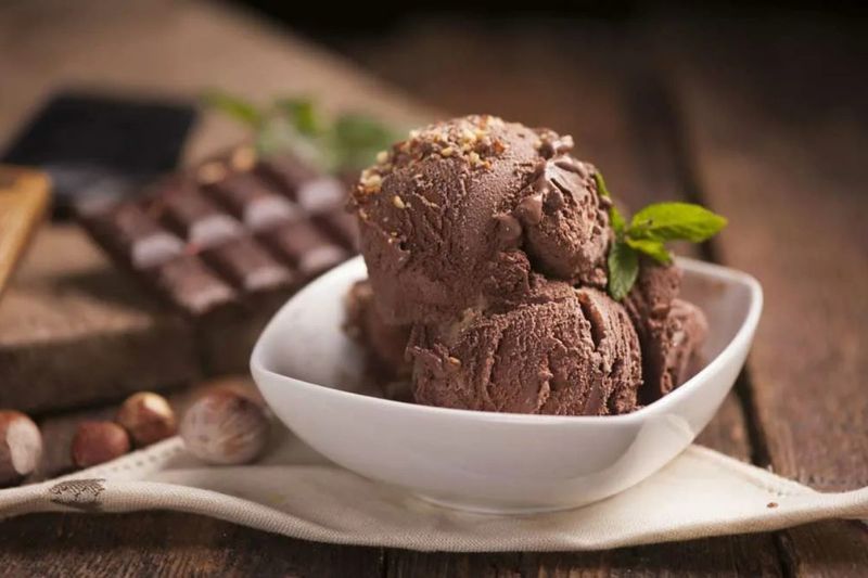 How to make the creamiest chocolate ice cream at home