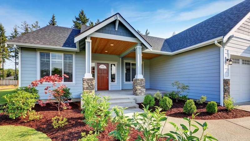 A house with a front porch

AI-generated content may be incorrect.